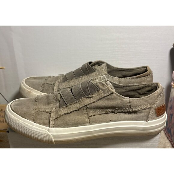 Blowfish Malibu Womens Marley Slip-On Sneakers - Casual Canvas Shoes - Picture 3 of 11